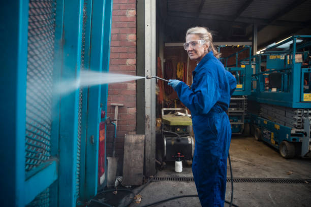 Best Restaurant Pressure Washing  in Edmonds, WA